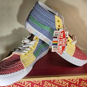 NWT VANS SK8-Mid (Pride) Multi/ White Canvas Sneaker Men (9.5)/ Women (11.0)